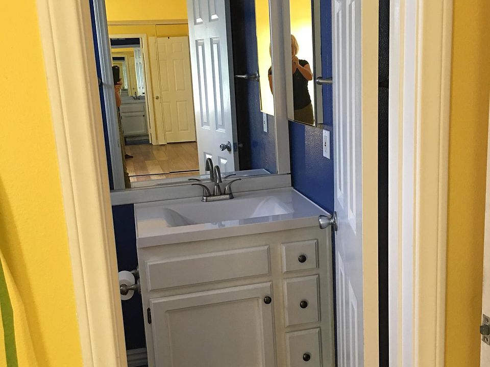 Master bathroom.