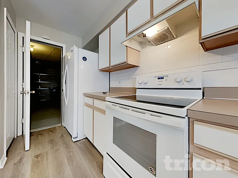 13239 Prestwick Dr — Photo 5