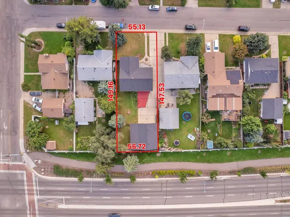 3111 67th St NW, Edmonton, AB T6K 1M1