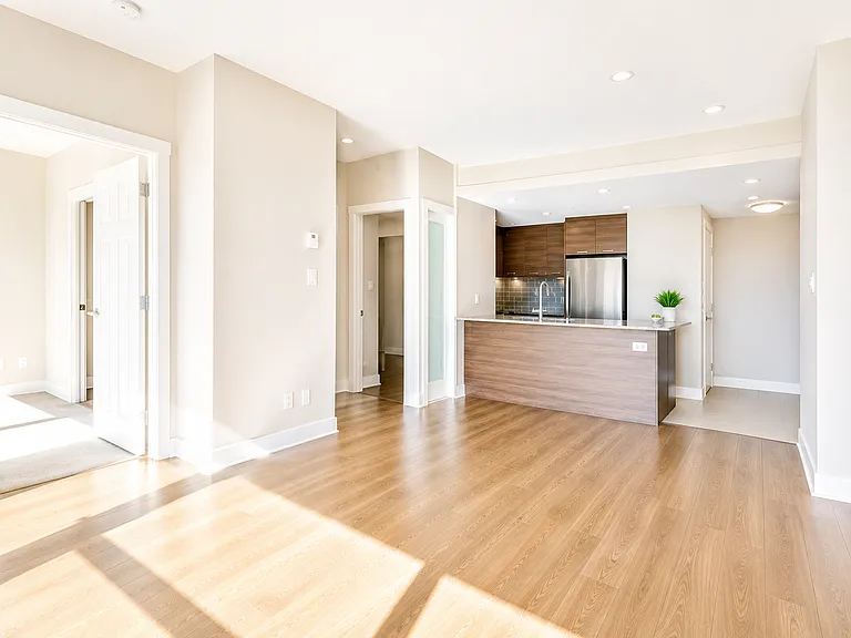 2968 Glen Dr #3008 — Photo 10