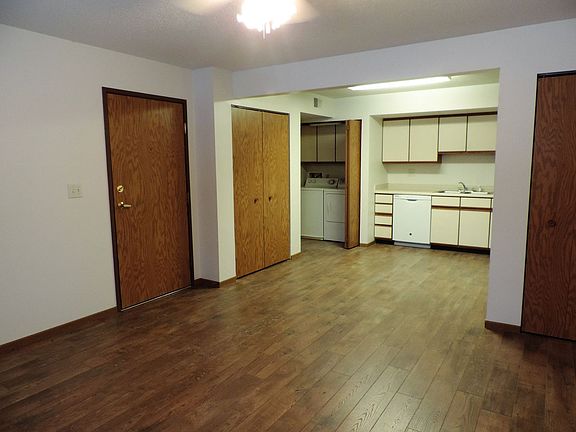 4th image of 457-479 S Scott Blvd #461