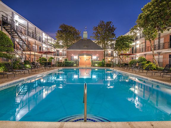 Explore our community amenities
