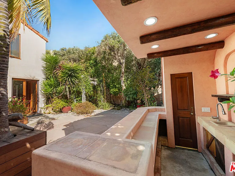 23351 Malibu Colony Rd #108A — Photo 7