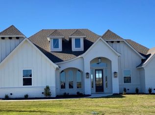 250 Finney Rd, Springtown, TX 76082