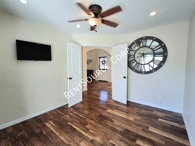23902 Ranney House Ct — Photo 13