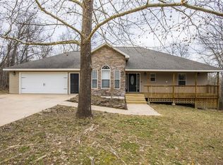 2755 Penny Ln, Rogers, AR 72758