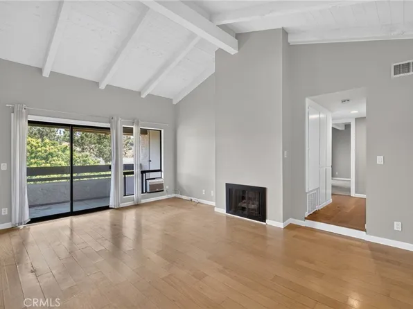 21372 Brookhurst St, Huntington Beach, CA