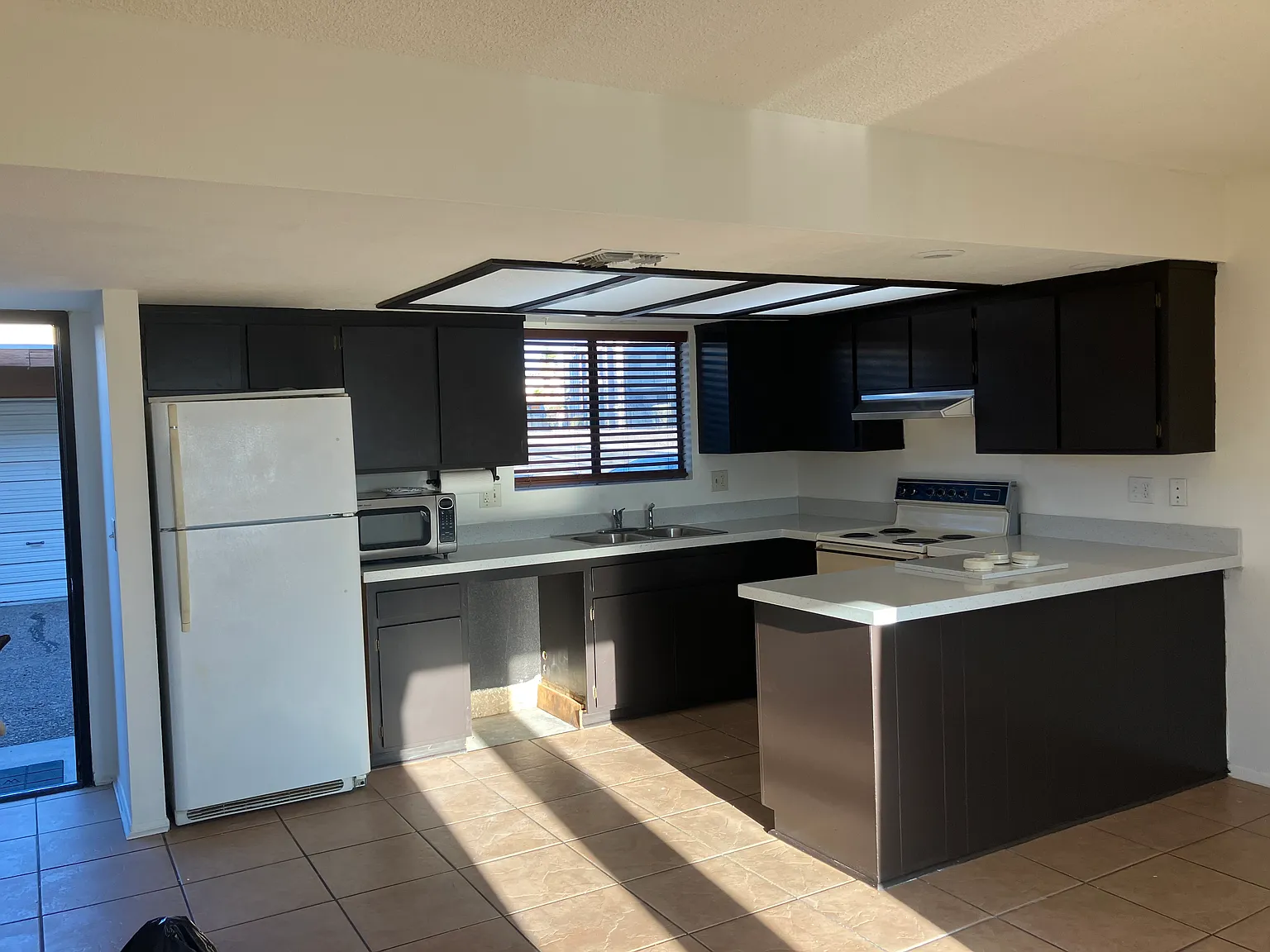2578 Country Club Dr — Photo 4