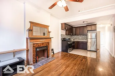 401 Hancock Street, #1