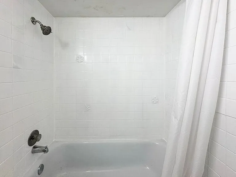 2210 W 19th Ave — Photo 17