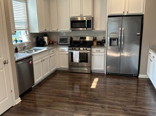 9607 Olive Ln N, Maple Grove, MN 55311