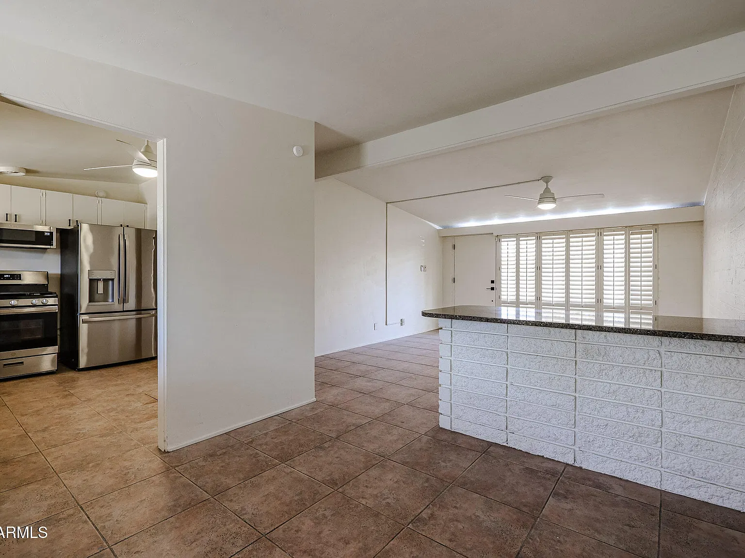 3 bed, 2.0 bath, 1232 sqft, $2,400 — Photo 4
