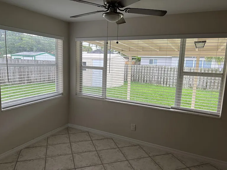 9432 SW 52nd Ct — Photo 12