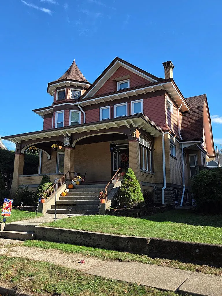 9 Poplar Avenue photo 1