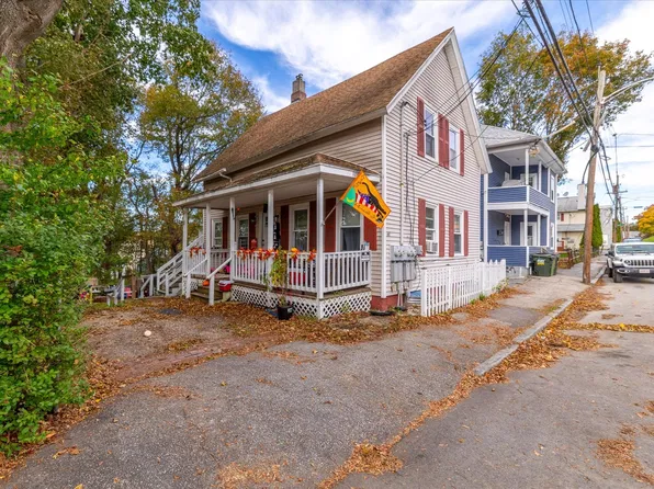 66 Whitcomb St, Webster, MA 01570