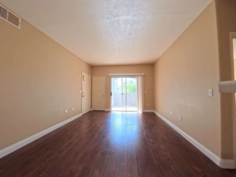 2615 W Gary Ave #2026 — Photo 9