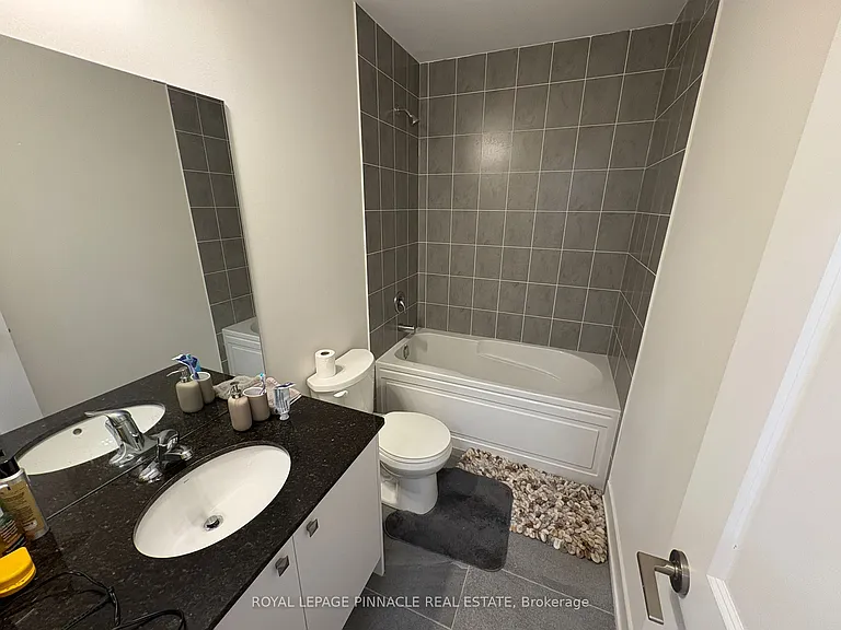 9 Phelps Ln #9 — Photo 14