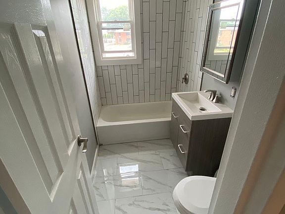 3rd image of 311 Blake St #66