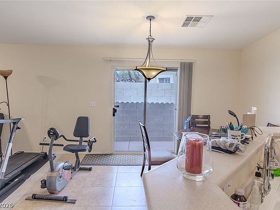 4th image of 4994 Mascaro Dr