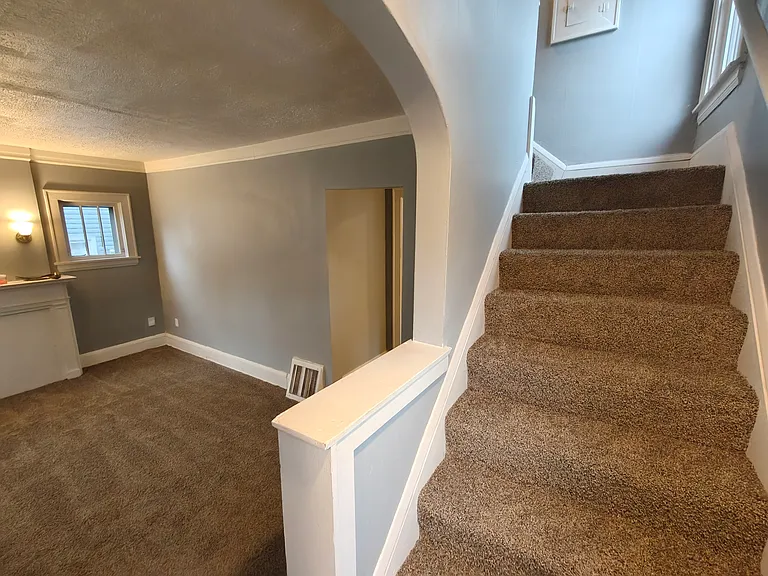 958 Inman St — Photo 15