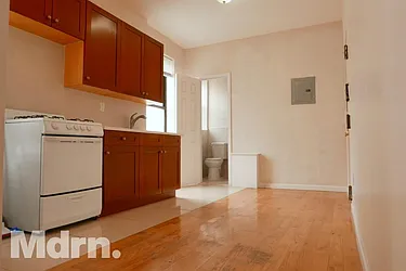 Rented by Mdrn Residential