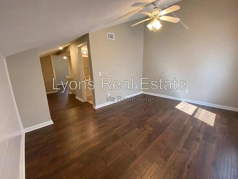 17407 Ellie Dr — Photo 30
