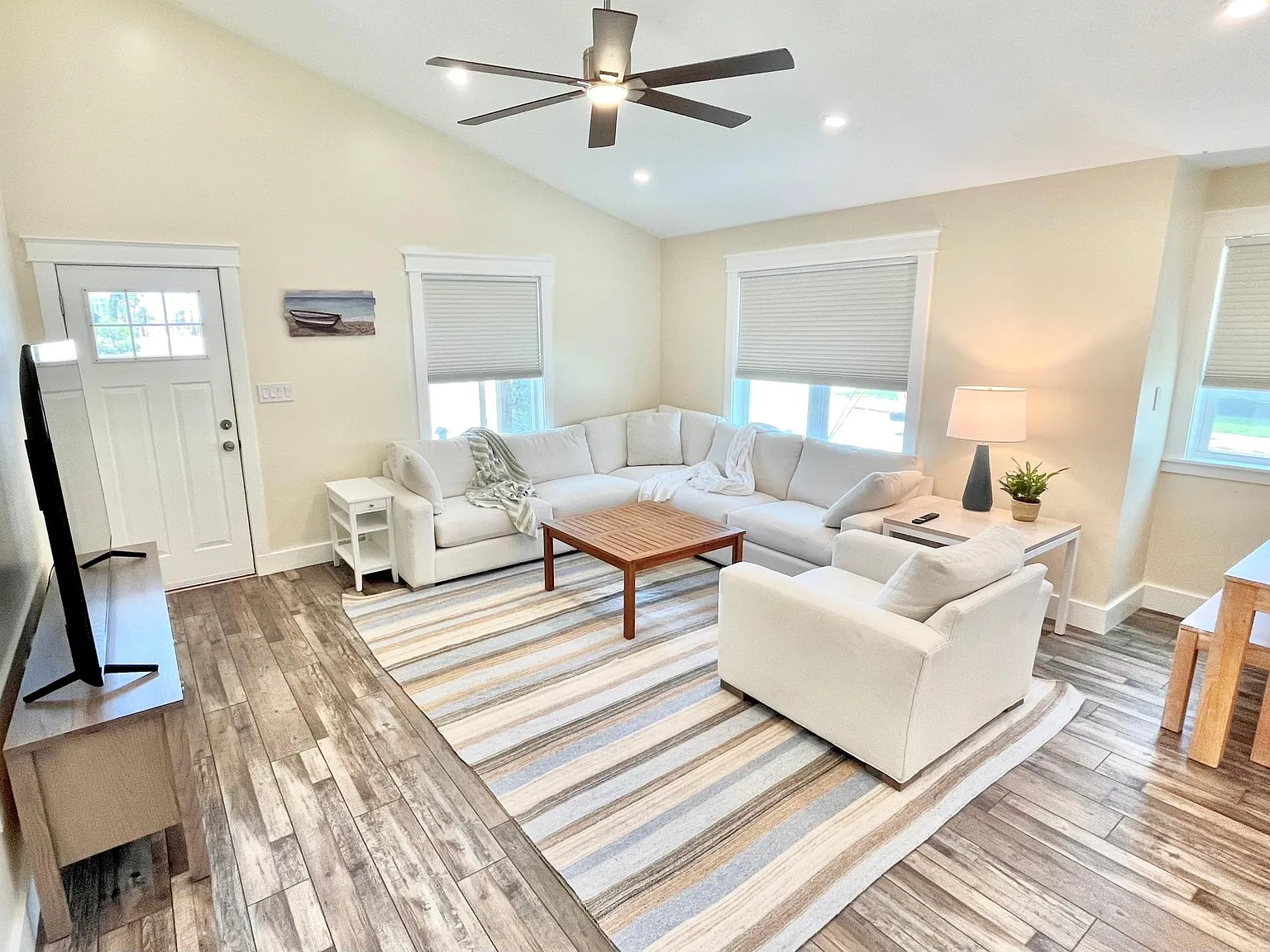 101 N Peninsula Dr — Photo 3