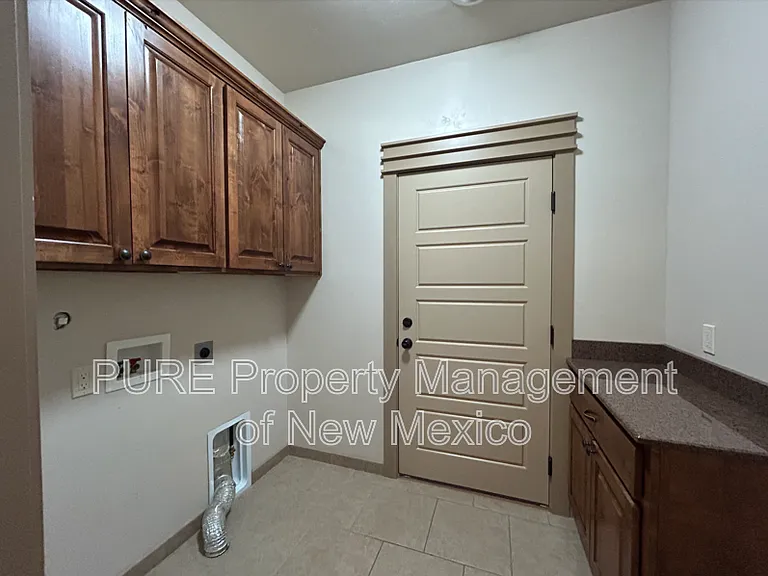 2805 Rabbitbrush Dr — Photo 16