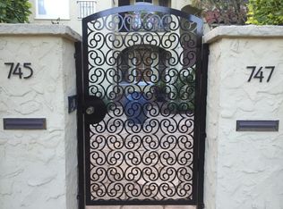 745 N La Jolla Ave, Los Angeles, CA 90046