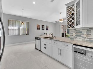 6021 NW Swans Way, Pompano Beach, FL 33073