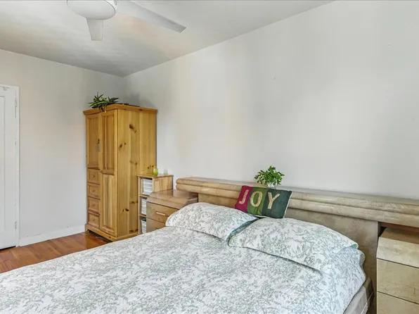 88-10 34th Avenue image 14 of 16