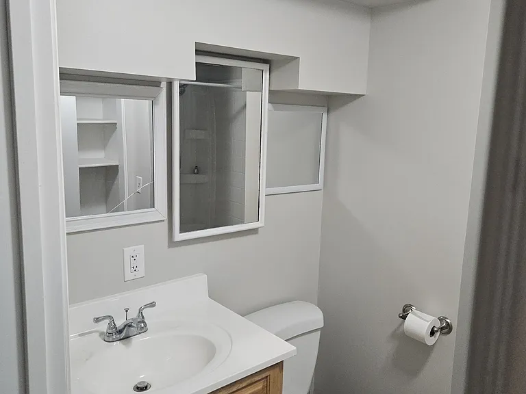 7928 S 2840 W — Photo 5