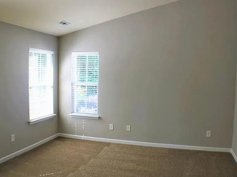 13955 Singleleaf Ln — Photo 9