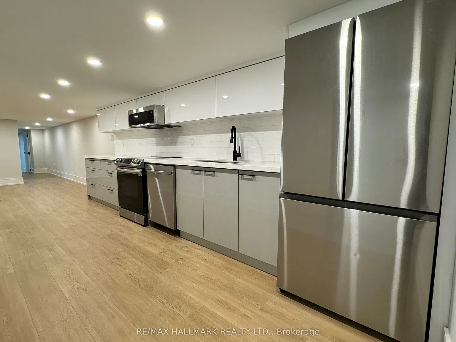 2 bed, $2,750 — Photo 3