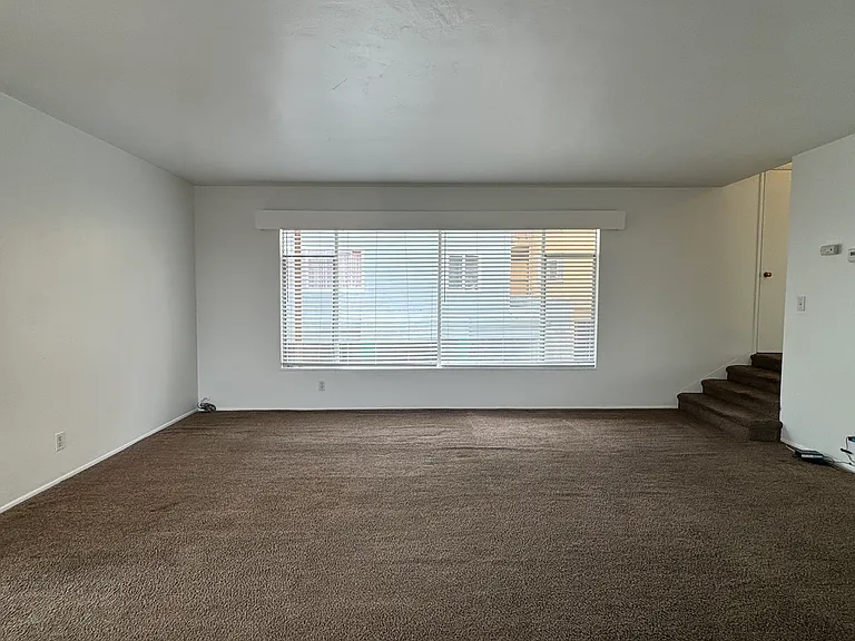 216 Orange St — Photo 1