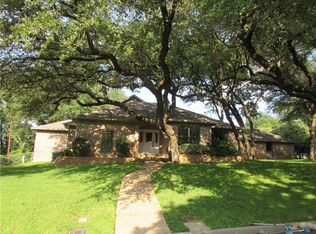 4831 Scottwood Dr, Waco, TX 76708