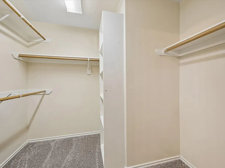 341 Capella Oaks Ln — Photo 7