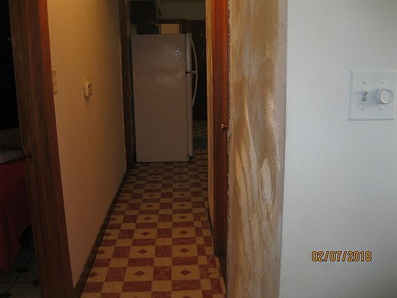 3rd image of 1134 N Hamlin Ave