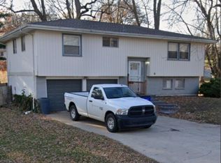 6002 N Euclid Ave, Kansas City, MO 64118