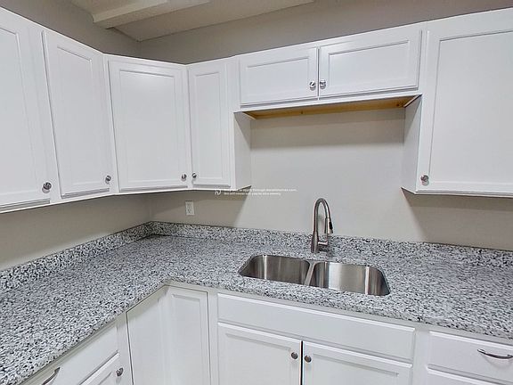 5th image of 3530 Kensington Ave