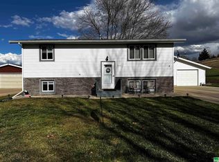 1012 Pilot Ave, Cherokee, IA 51012