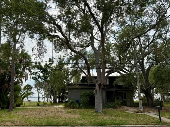 1700 Santa Barbara Dr Lot 27, Dunedin, FL 34698