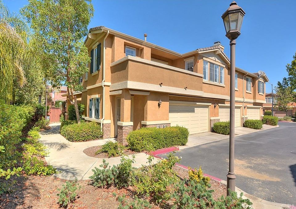 2nd image of 39927 Millbrook Way Unit C