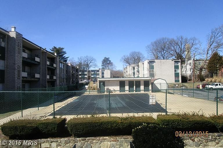 2nd image of 9274 Adelphi Rd #1