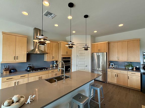 3rd image of 22426 N 28th St