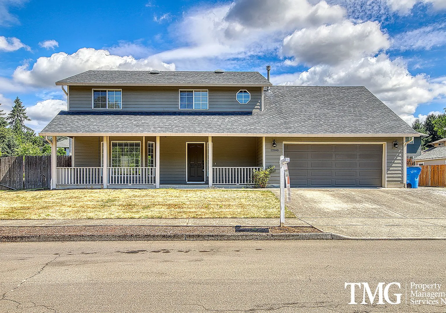 Charming Wildwood Home with Spacious Yard & Bonus Room — Photo 1