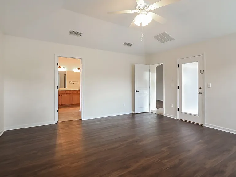 1709 N Cappero Dr — Photo 9