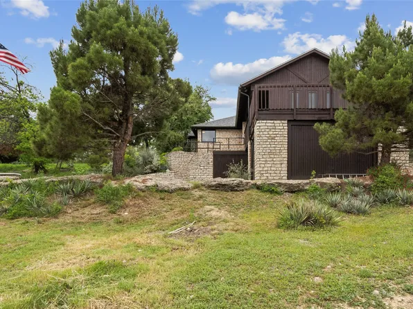 112 Lake Circle Ct, Weatherford, TX 76087