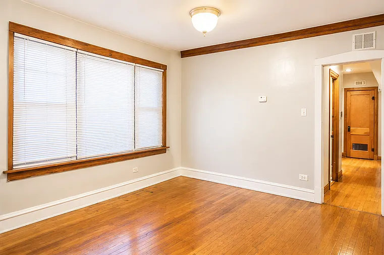 3 bed, 1400 sqft, $1,600 — Photo 4