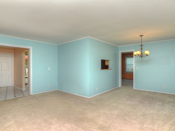 5th image of 190 Appleby Dr